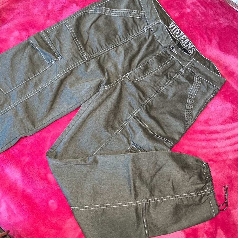 Cargo pants with cinched ankle/adjustable elastic